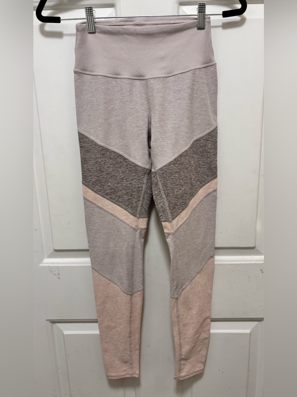 Alo Neutral Colorblock High-Waist Leggings Size S